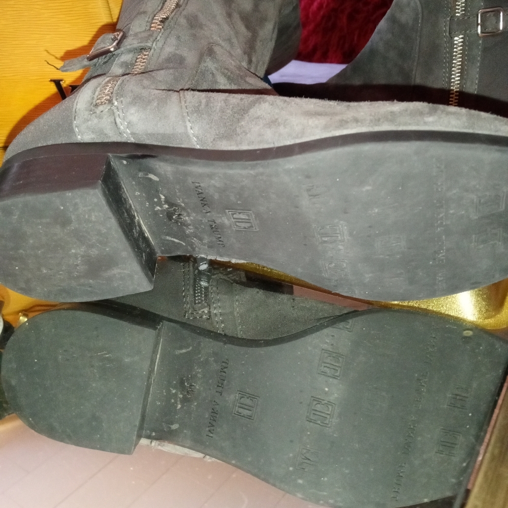 Boots - Picture 3 of 3